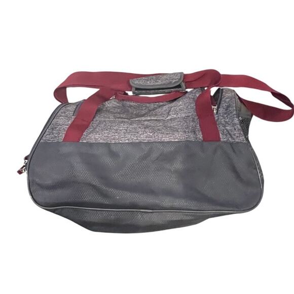 Adidas Defender Small Gray Black Gym Bag 18"x10"x12" - Picture 3 of 6